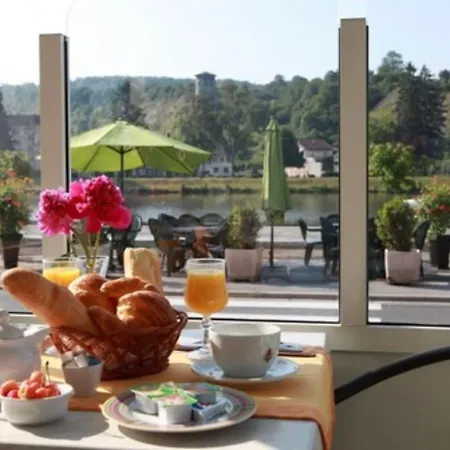 Le Roosevelt Hotel Givet