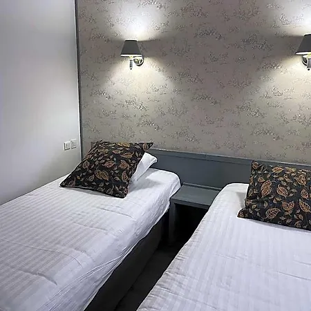 Hotel Le Roosevelt Givet