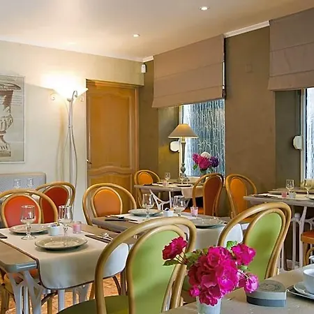 Hotel Le Roosevelt Givet
