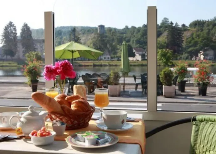 Le Roosevelt Hotel Givet