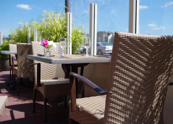 Hotel Le Roosevelt Givet